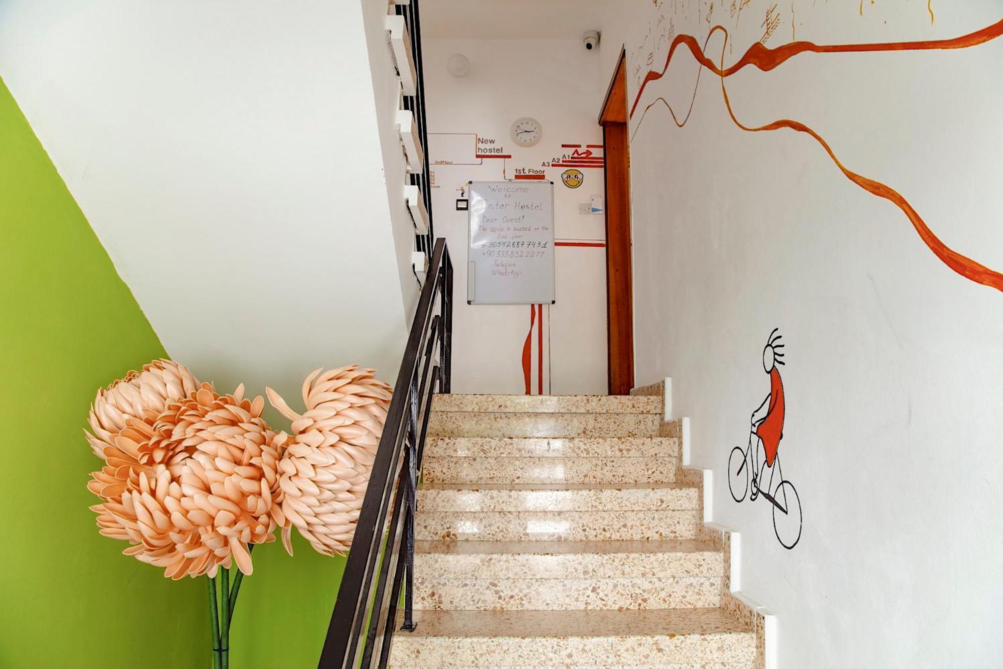 Enter Hostel Kyrenia  Extérieur photo