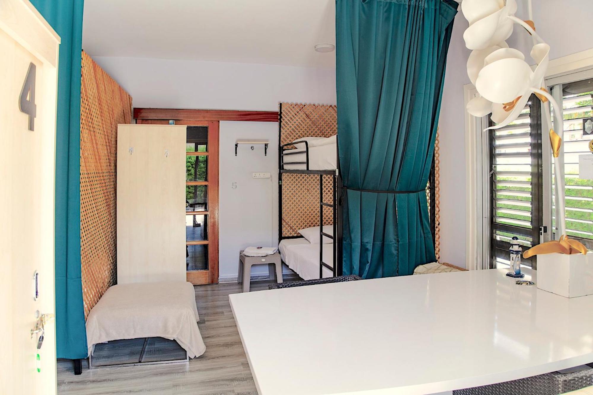Enter Hostel Kyrenia  Extérieur photo
