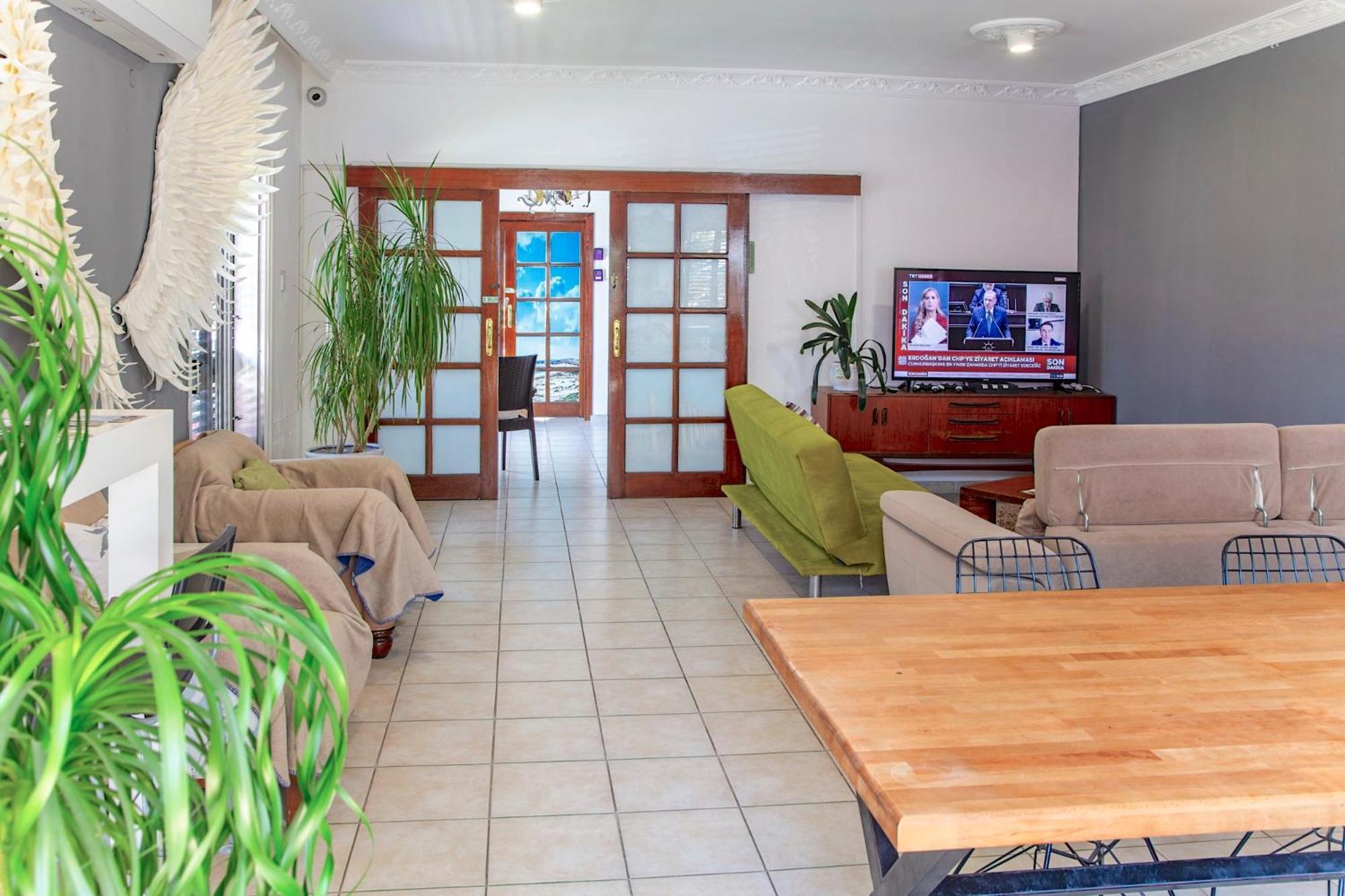 Enter Hostel Kyrenia  Extérieur photo